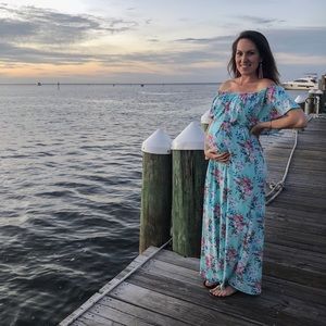 Floral maternity dress